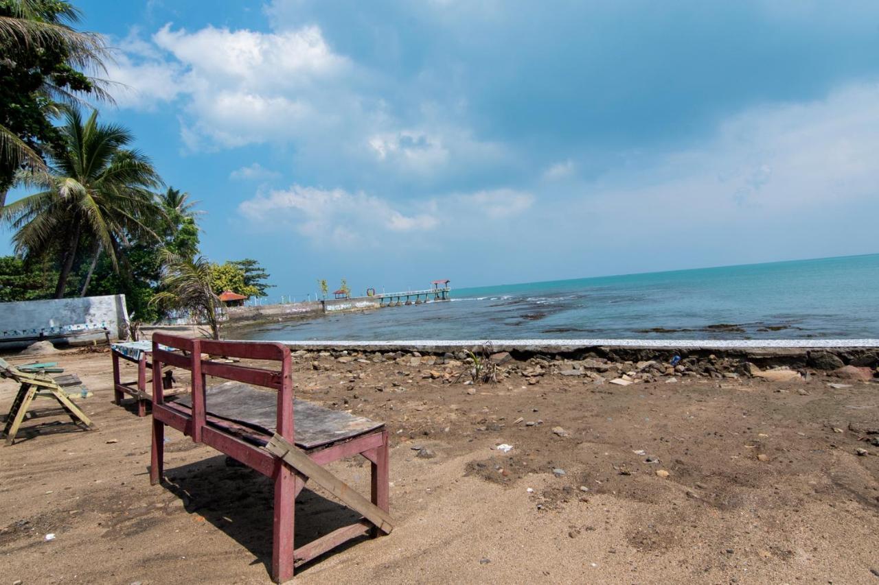 فندق Oyo 3050 Hotasi Seaview Syariah أنيير المظهر الخارجي الصورة
