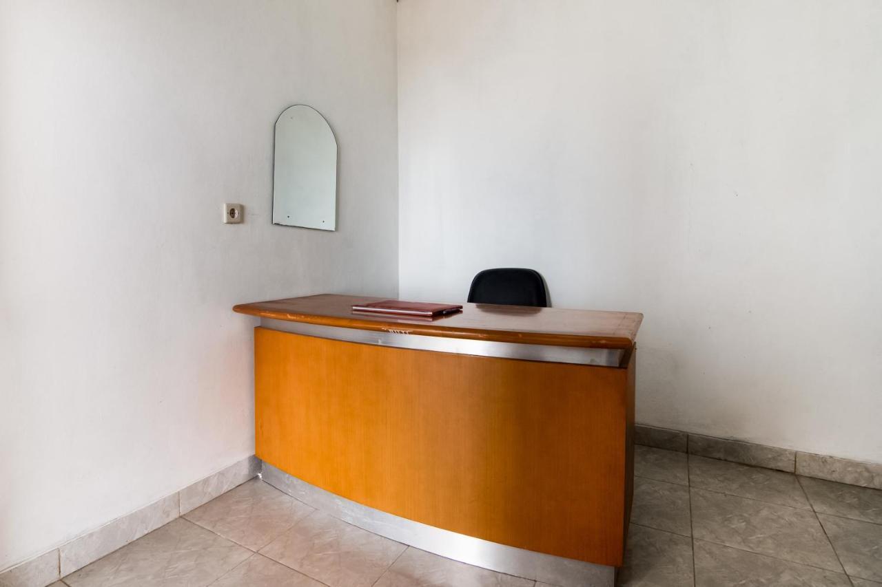 فندق Oyo 3050 Hotasi Seaview Syariah أنيير المظهر الخارجي الصورة
