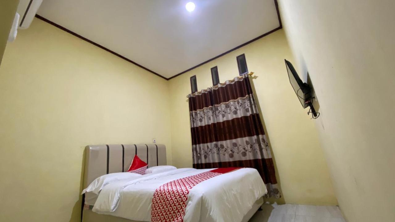 فندق Oyo 3050 Hotasi Seaview Syariah أنيير المظهر الخارجي الصورة
