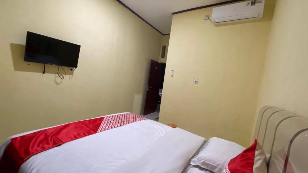 فندق Oyo 3050 Hotasi Seaview Syariah أنيير المظهر الخارجي الصورة