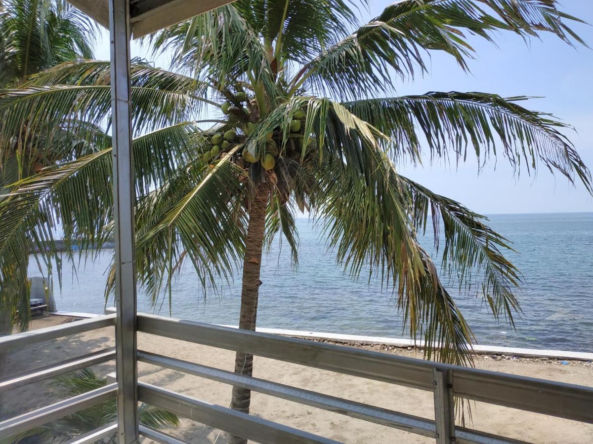 فندق Oyo 3050 Hotasi Seaview Syariah أنيير المظهر الخارجي الصورة