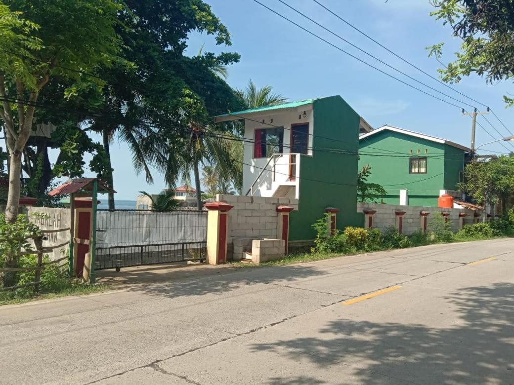 فندق Oyo 3050 Hotasi Seaview Syariah أنيير المظهر الخارجي الصورة