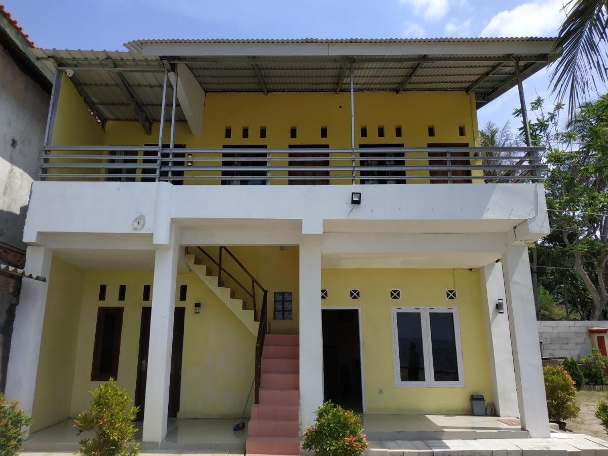 فندق Oyo 3050 Hotasi Seaview Syariah أنيير المظهر الخارجي الصورة